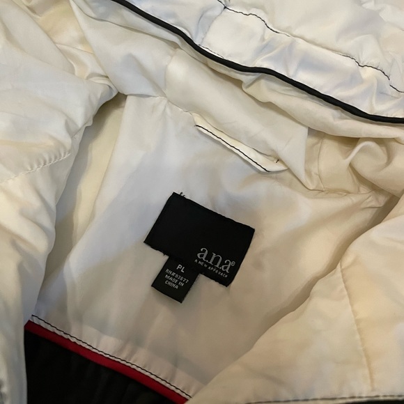 ⚡️ FLASH - White puffer coat - Picture 7 of 8
